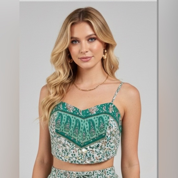 Floral Print Cami Top & Wide Leg Pants - Picture 2 of 12